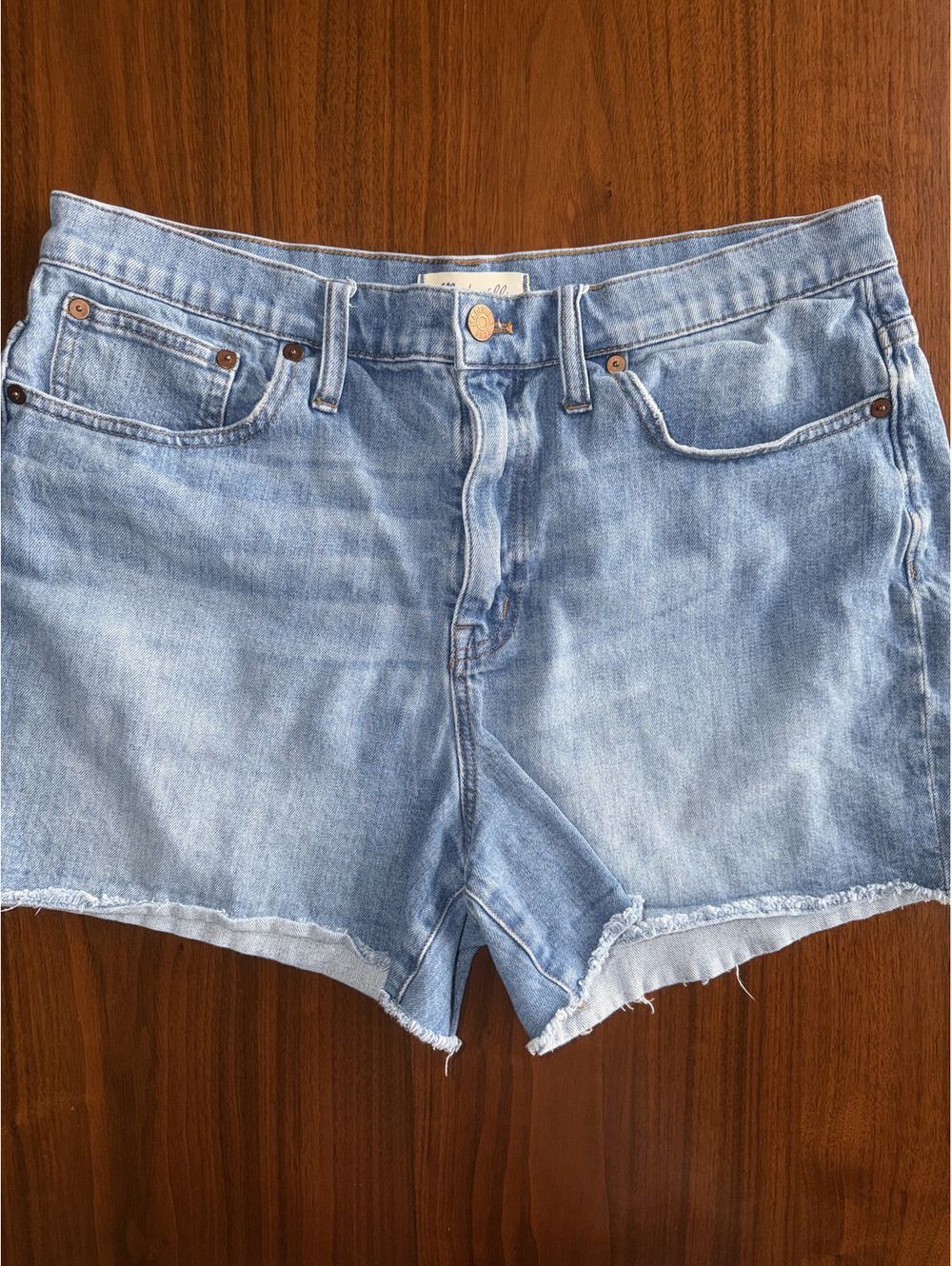 Madewell Women's Light Blue Denim Shorts - Size 32